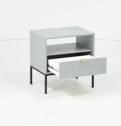 Yöpöytä Latte, 2 Värivaihtoehtoa -Kodin Sisustus Verkoop latte harmaa y p yt 6